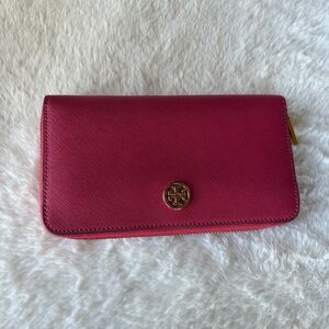 Tory Burch Robinson Zip Wallet
